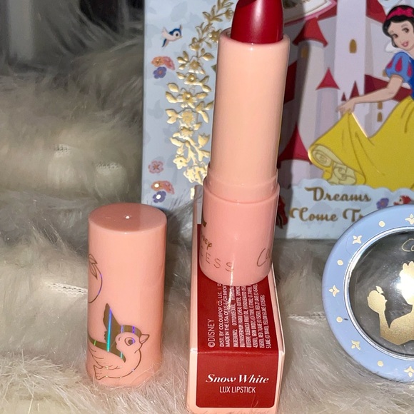 SNOW WHITE DREAMS COME TRUE BUNDLE #1 - Picture 6 of 9